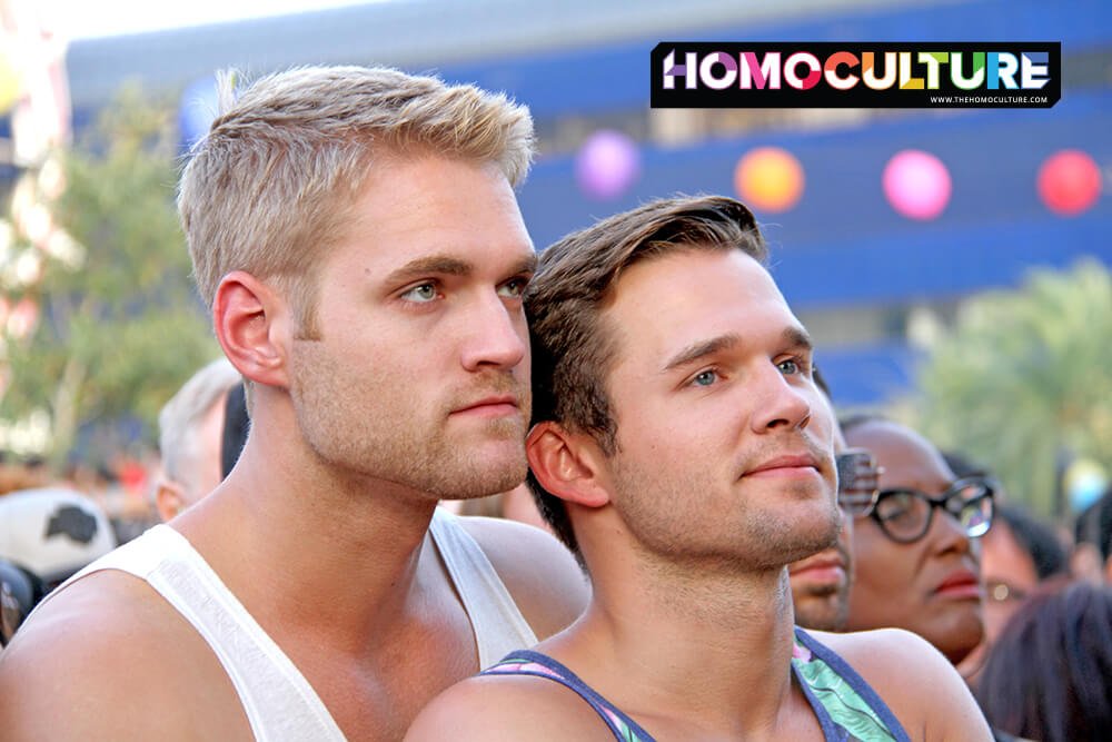 8 Essential Etiquette Tips for Gay Dating